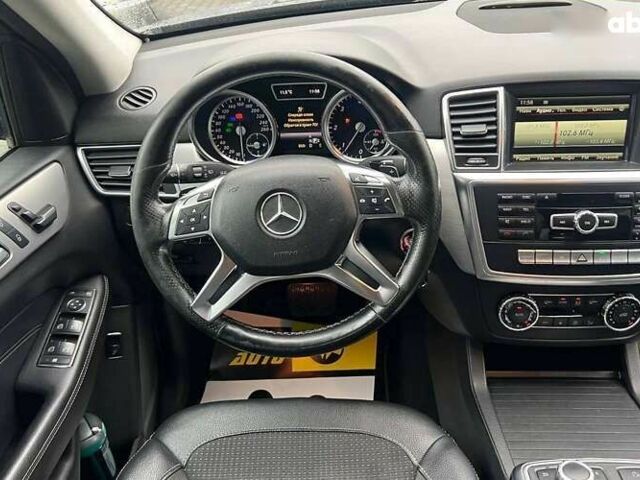 Мерседес М-Класс 2013 в Ивано-Франковске на Automoto.ua Мерседес М-Класс, объемом двигателя 2.1 л и пробегом 255 тыс. км за 19400 $, фото 17 на Automoto.ua