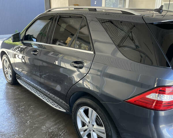 Мерседес М-Клас, об'ємом двигуна 3 л та пробігом 260 тис. км за 20000 $, фото 5 на Automoto.ua