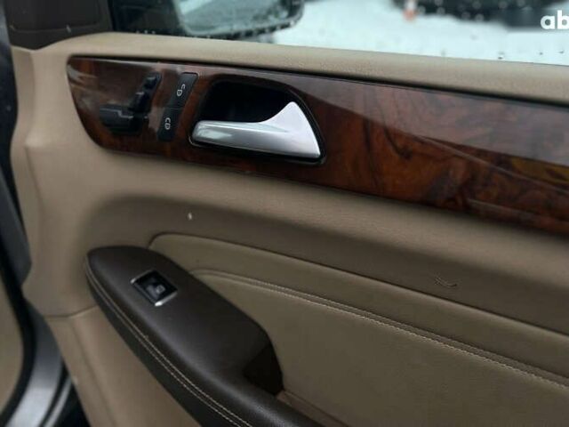 Мерседес М-Клас, об'ємом двигуна 3 л та пробігом 174 тис. км за 20590 $, фото 27 на Automoto.ua