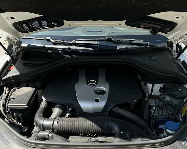 Мерседес М-Клас, об'ємом двигуна 2.14 л та пробігом 116 тис. км за 28000 $, фото 24 на Automoto.ua