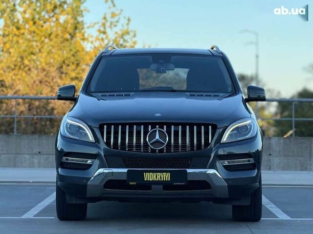Мерседес М-Клас, об'ємом двигуна 3 л та пробігом 156 тис. км за 27400 $, фото 4 на Automoto.ua