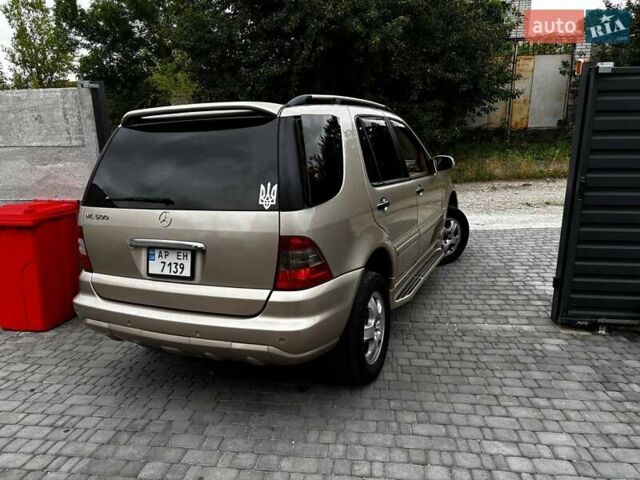 Жовтий Мерседес М-Клас, об'ємом двигуна 5 л та пробігом 347 тис. км за 8000 $, фото 9 на Automoto.ua