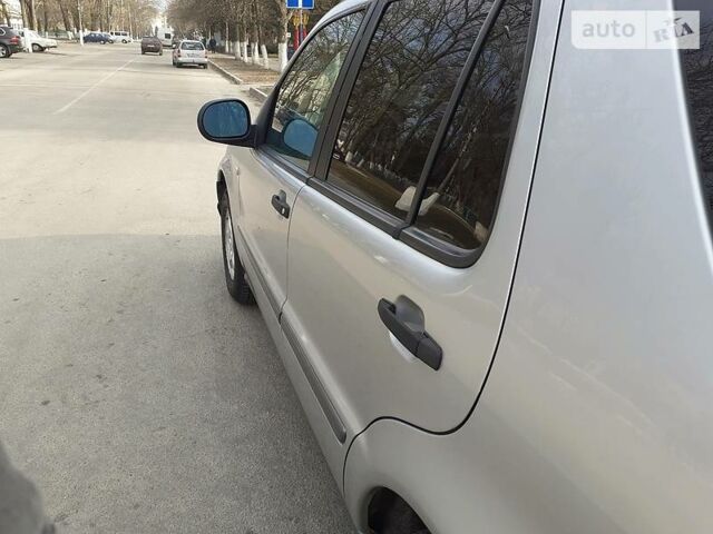 Серый Мерседес М-Класс, объемом двигателя 3.2 л и пробегом 399 тыс. км за 5200 $, фото 9 на Automoto.ua