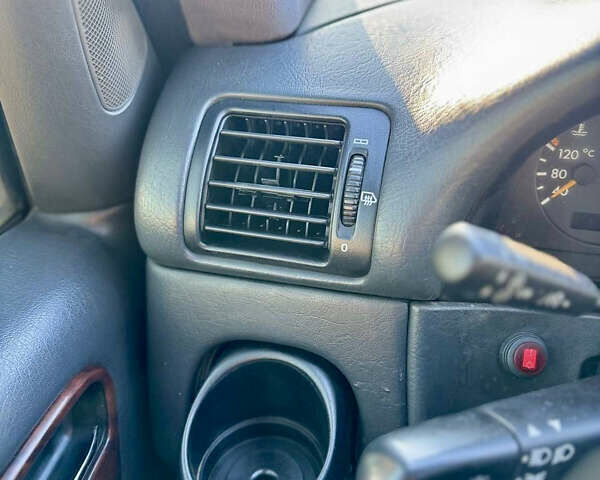 Сірий Мерседес М-Клас, об'ємом двигуна 4.3 л та пробігом 290 тис. км за 4500 $, фото 4 на Automoto.ua