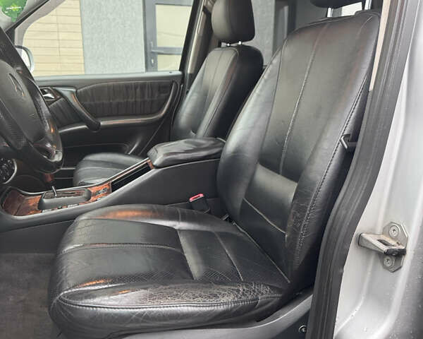 Серый Мерседес М-Класс, объемом двигателя 2.7 л и пробегом 337 тыс. км за 6800 $, фото 6 на Automoto.ua