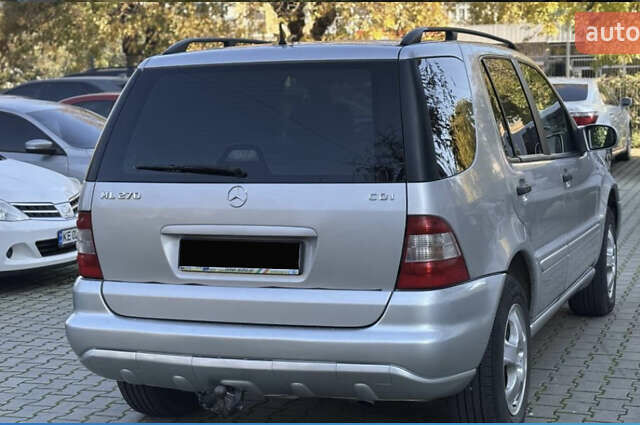 Серый Мерседес М-Класс, объемом двигателя 2.7 л и пробегом 338 тыс. км за 6200 $, фото 2 на Automoto.ua