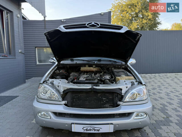 Серый Мерседес М-Класс, объемом двигателя 2.7 л и пробегом 389 тыс. км за 8250 $, фото 30 на Automoto.ua