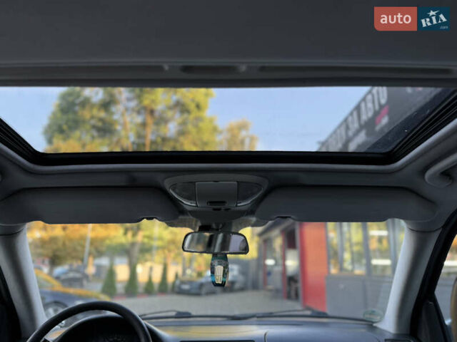 Серый Мерседес М-Класс, объемом двигателя 2.7 л и пробегом 389 тыс. км за 8250 $, фото 22 на Automoto.ua