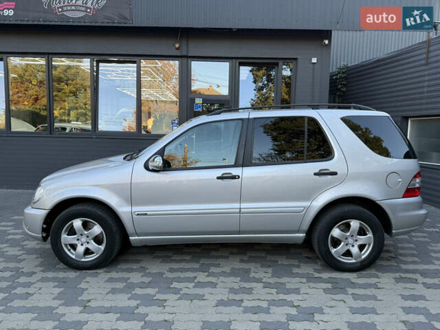 Серый Мерседес М-Класс, объемом двигателя 2.7 л и пробегом 389 тыс. км за 8250 $, фото 9 на Automoto.ua