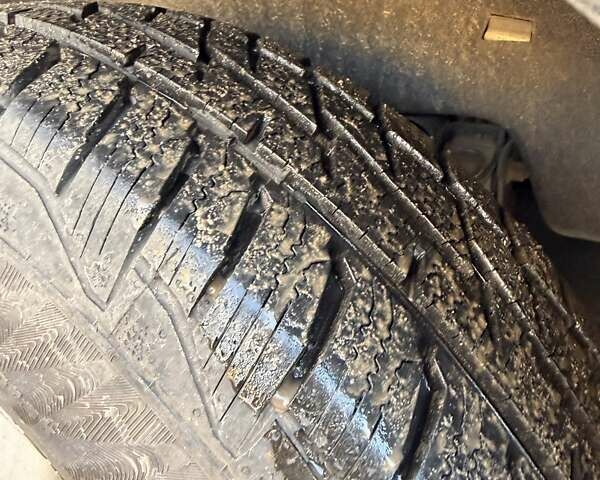 Сірий Мерседес М-Клас, об'ємом двигуна 2.69 л та пробігом 255 тис. км за 8000 $, фото 14 на Automoto.ua