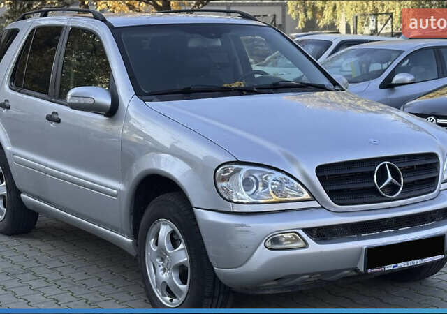 Серый Мерседес М-Класс, объемом двигателя 2.7 л и пробегом 338 тыс. км за 6200 $, фото 4 на Automoto.ua