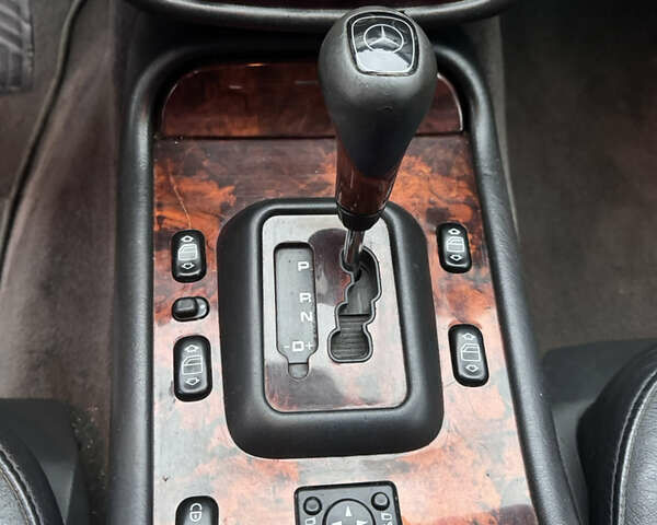 Серый Мерседес М-Класс, объемом двигателя 2.7 л и пробегом 337 тыс. км за 6800 $, фото 13 на Automoto.ua