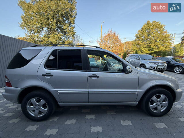 Серый Мерседес М-Класс, объемом двигателя 2.7 л и пробегом 389 тыс. км за 8250 $, фото 4 на Automoto.ua