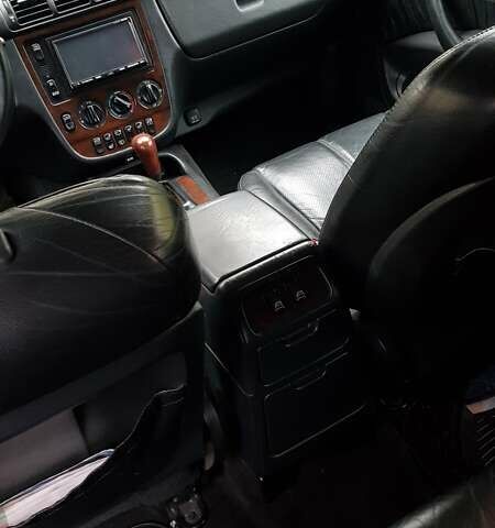 Серый Мерседес М-Класс, объемом двигателя 4.3 л и пробегом 257 тыс. км за 6500 $, фото 15 на Automoto.ua