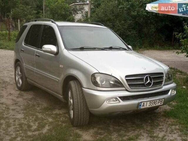 Серый Мерседес М-Класс, объемом двигателя 5 л и пробегом 400 тыс. км за 6800 $, фото 4 на Automoto.ua