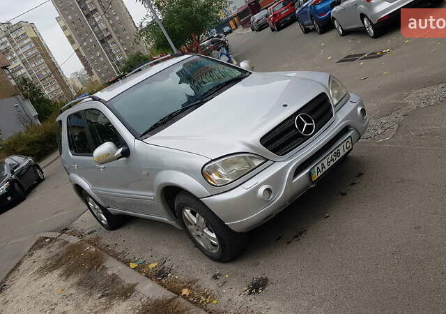 Серый Мерседес М-Класс, объемом двигателя 4.3 л и пробегом 257 тыс. км за 6500 $, фото 12 на Automoto.ua