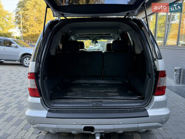 Сірий Мерседес М-Клас, об'ємом двигуна 2.7 л та пробігом 389 тис. км за 8500 $, фото 23 на Automoto.ua