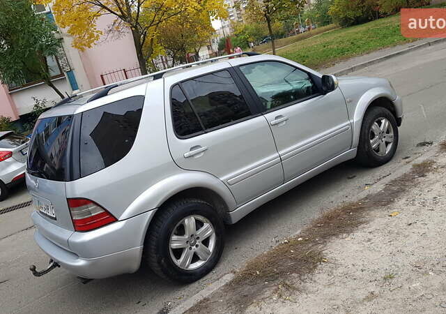 Серый Мерседес М-Класс, объемом двигателя 4.3 л и пробегом 257 тыс. км за 6500 $, фото 13 на Automoto.ua