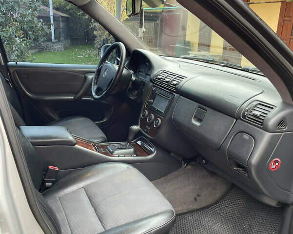 Сірий Мерседес М-Клас, об'ємом двигуна 2.7 л та пробігом 315 тис. км за 9000 $, фото 7 на Automoto.ua