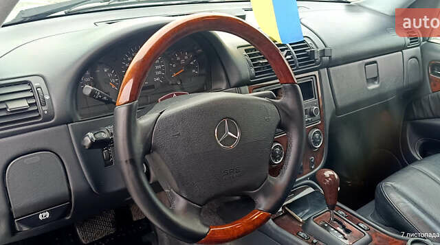 Сірий Мерседес М-Клас, об'ємом двигуна 2.7 л та пробігом 302 тис. км за 12000 $, фото 14 на Automoto.ua