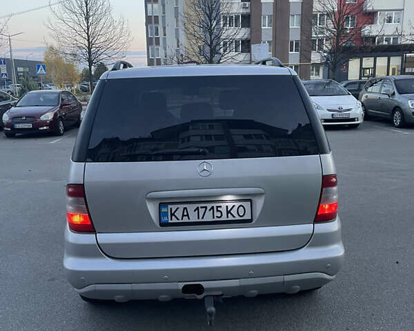 Серый Мерседес М-Класс, объемом двигателя 3.2 л и пробегом 372 тыс. км за 5700 $, фото 3 на Automoto.ua