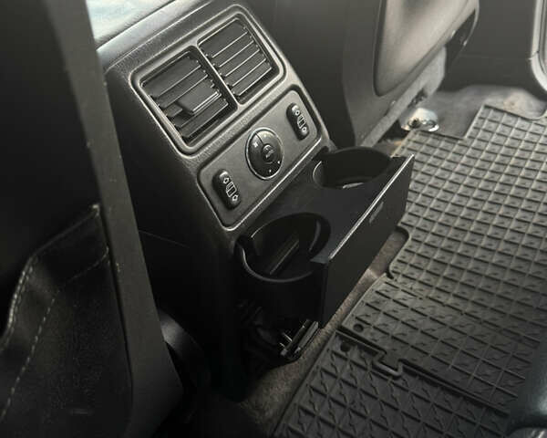 Серый Мерседес М-Класс, объемом двигателя 2.7 л и пробегом 320 тыс. км за 7500 $, фото 14 на Automoto.ua