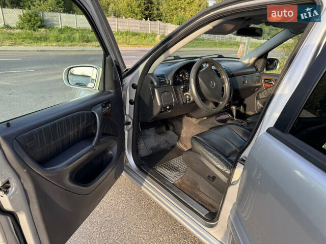 Серый Мерседес М-Класс, объемом двигателя 2.7 л и пробегом 320 тыс. км за 7500 $, фото 7 на Automoto.ua