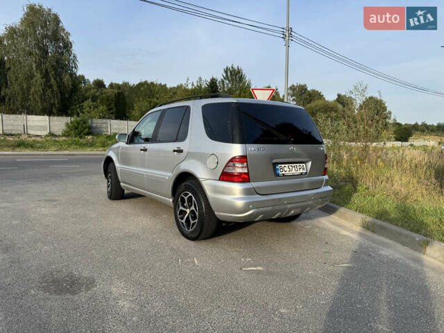 Серый Мерседес М-Класс, объемом двигателя 2.7 л и пробегом 320 тыс. км за 7500 $, фото 2 на Automoto.ua