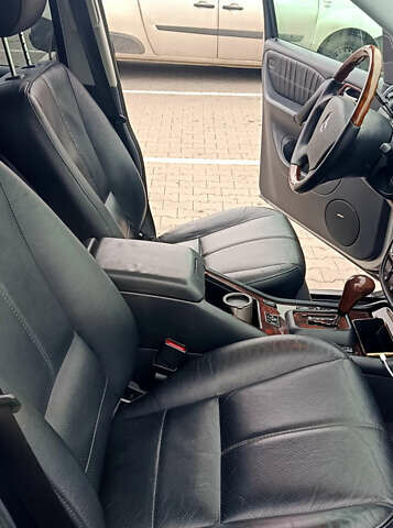 Сірий Мерседес М-Клас, об'ємом двигуна 2.7 л та пробігом 302 тис. км за 12000 $, фото 25 на Automoto.ua