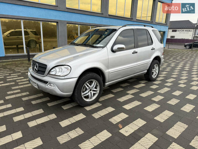 Серый Мерседес М-Класс, объемом двигателя 2.69 л и пробегом 400 тыс. км за 6300 $, фото 1 на Automoto.ua