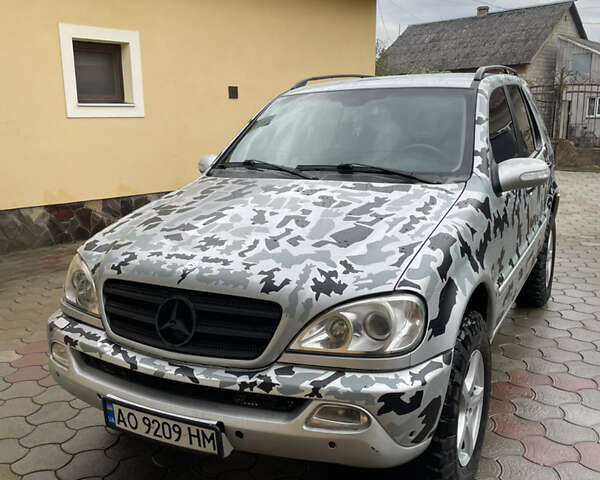 Сірий Мерседес М-Клас, об'ємом двигуна 2.7 л та пробігом 315 тис. км за 9000 $, фото 4 на Automoto.ua