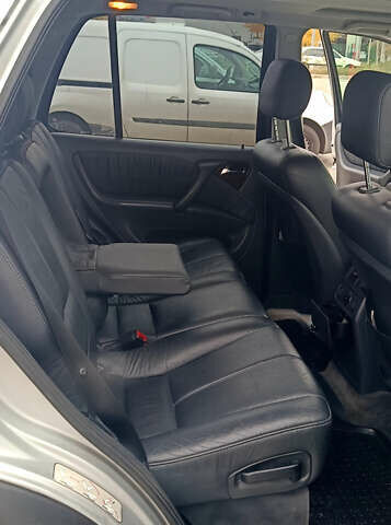 Сірий Мерседес М-Клас, об'ємом двигуна 2.7 л та пробігом 302 тис. км за 12000 $, фото 21 на Automoto.ua