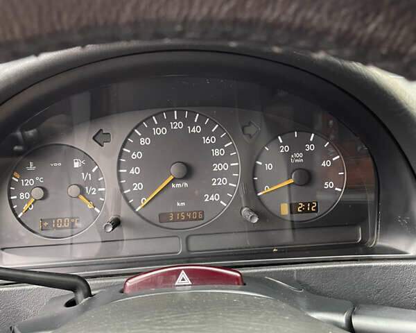 Сірий Мерседес М-Клас, об'ємом двигуна 2.7 л та пробігом 315 тис. км за 9000 $, фото 10 на Automoto.ua