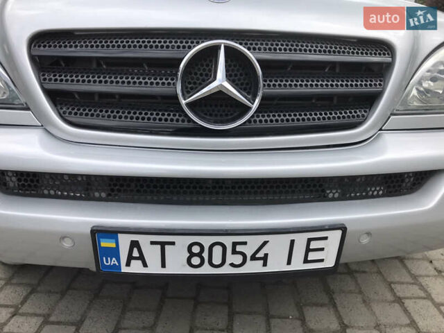 Серый Мерседес М-Класс, объемом двигателя 2.7 л и пробегом 394 тыс. км за 7950 $, фото 1 на Automoto.ua