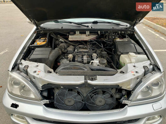 Серый Мерседес М-Класс, объемом двигателя 3.72 л и пробегом 299 тыс. км за 7000 $, фото 22 на Automoto.ua