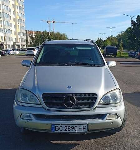 Серый Мерседес М-Класс, объемом двигателя 2.7 л и пробегом 290 тыс. км за 6999 $, фото 6 на Automoto.ua