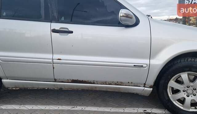 Сірий Мерседес М-Клас, об'ємом двигуна 2.69 л та пробігом 403 тис. км за 6000 $, фото 5 на Automoto.ua