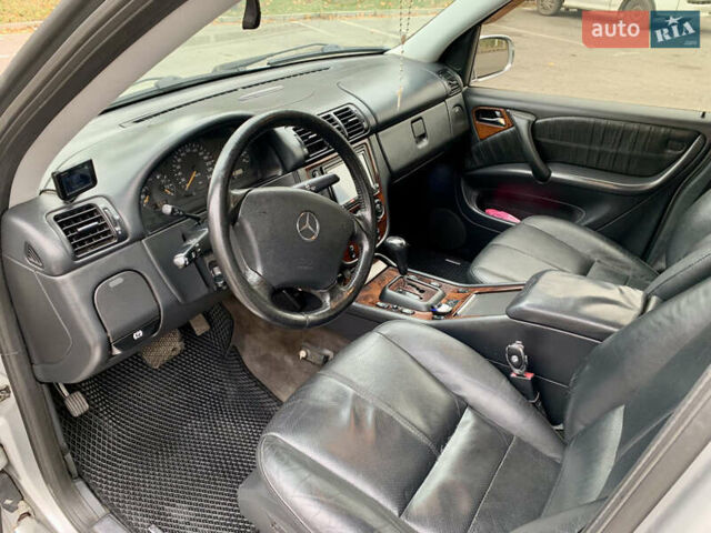 Серый Мерседес М-Класс, объемом двигателя 3.72 л и пробегом 299 тыс. км за 7000 $, фото 10 на Automoto.ua