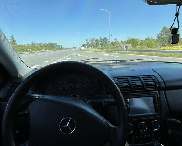 Серый Мерседес М-Класс, объемом двигателя 2.69 л и пробегом 460 тыс. км за 7999 $, фото 9 на Automoto.ua