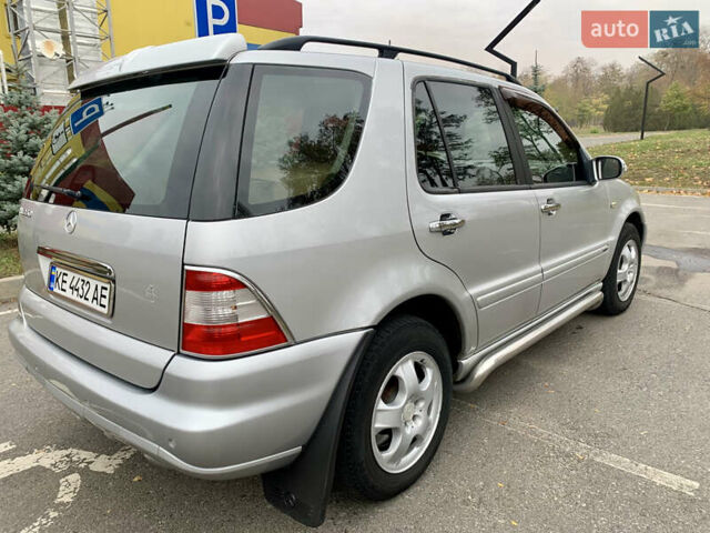 Серый Мерседес М-Класс, объемом двигателя 3.72 л и пробегом 299 тыс. км за 7000 $, фото 4 на Automoto.ua