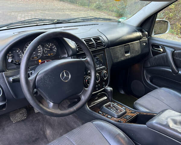 Серый Мерседес М-Класс, объемом двигателя 2.7 л и пробегом 270 тыс. км за 4400 $, фото 23 на Automoto.ua