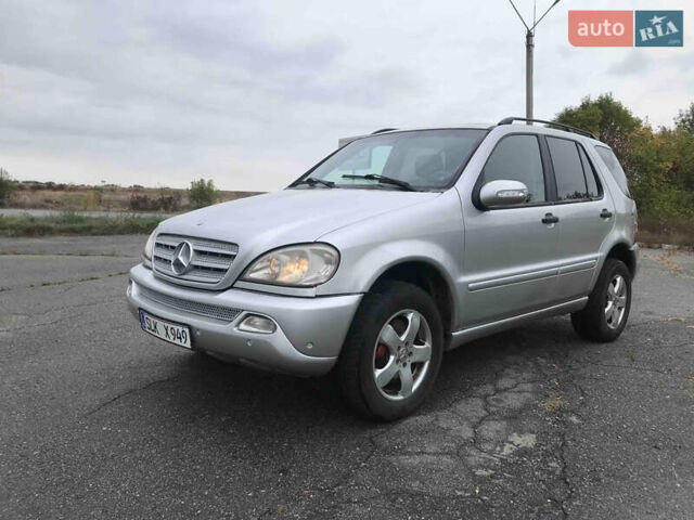 Сірий Мерседес М-Клас, об'ємом двигуна 2.7 л та пробігом 340 тис. км за 4350 $, фото 11 на Automoto.ua