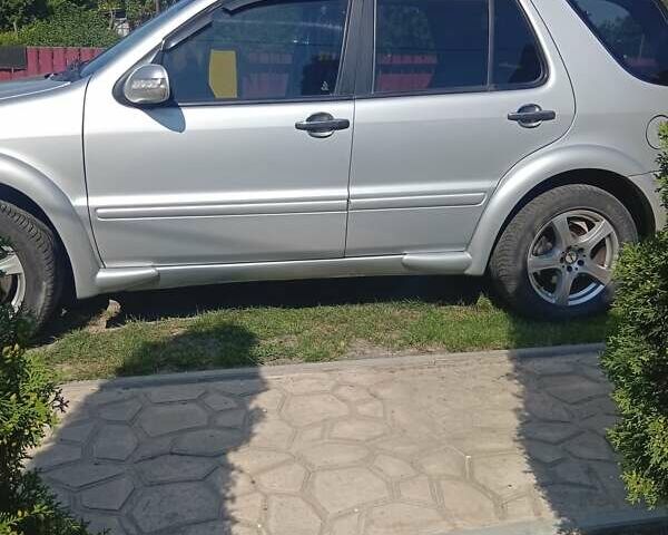 Мерседес М-Класс 2004 в Костополе на Automoto.ua Серый Мерседес М-Класс, объемом двигателя 4 л и пробегом 320 тыс. км за 8800 $, фото 7 на Automoto.ua