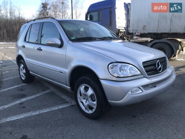 Серый Мерседес М-Класс, объемом двигателя 2.7 л и пробегом 327 тыс. км за 4499 $, фото 6 на Automoto.ua