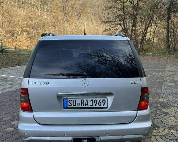 Серый Мерседес М-Класс, объемом двигателя 2.7 л и пробегом 270 тыс. км за 4400 $, фото 10 на Automoto.ua