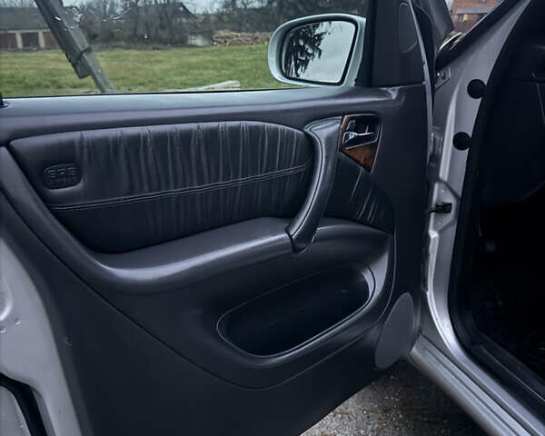 Серый Мерседес М-Класс, объемом двигателя 2.69 л и пробегом 474 тыс. км за 7000 $, фото 14 на Automoto.ua