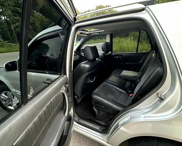 Сірий Мерседес М-Клас, об'ємом двигуна 2.69 л та пробігом 280 тис. км за 10500 $, фото 6 на Automoto.ua