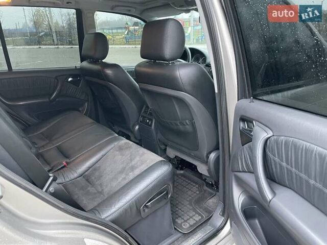 Серый Мерседес М-Класс, объемом двигателя 2.69 л и пробегом 383 тыс. км за 9800 $, фото 30 на Automoto.ua