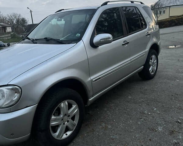 Серый Мерседес М-Класс, объемом двигателя 2.69 л и пробегом 474 тыс. км за 7000 $, фото 4 на Automoto.ua