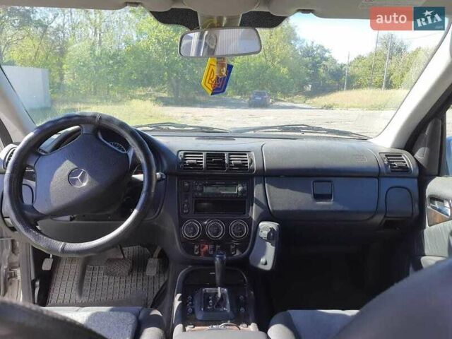 Сірий Мерседес М-Клас, об'ємом двигуна 2.7 л та пробігом 300 тис. км за 7500 $, фото 6 на Automoto.ua